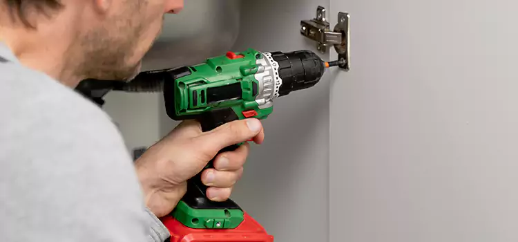 Commercial Door Hinge Repair St. George